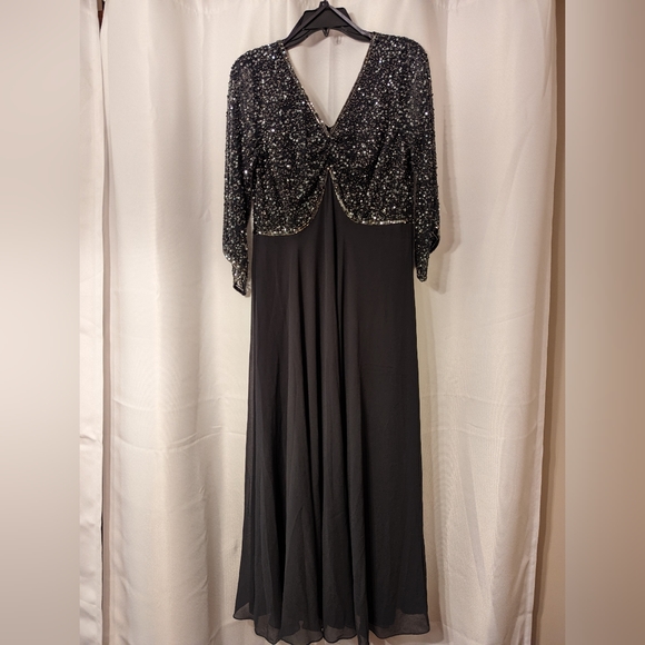 NWT - J Kara Women's Petite Evening Gown - Picture 2 of 5